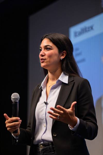 Coaching individuel sur mesure pour managers en transition professionnelle à Paris La Défense : relever les défis du leadership et réussir votre prise de poste